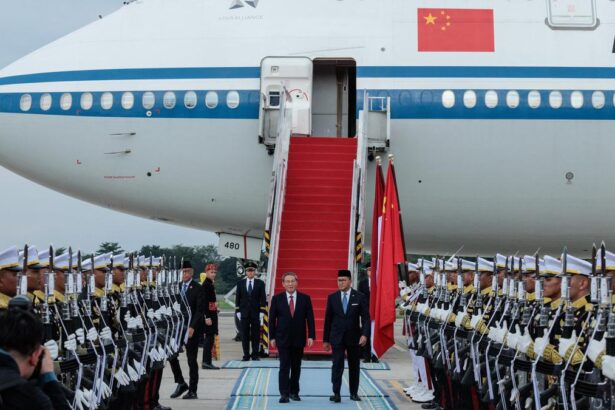 005544400 1748089231 20250524 PM China Tiba AFP 4