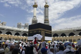 048574500 1688208737 20230701 Jemaah Haji Tawaf Ifadah AP 2