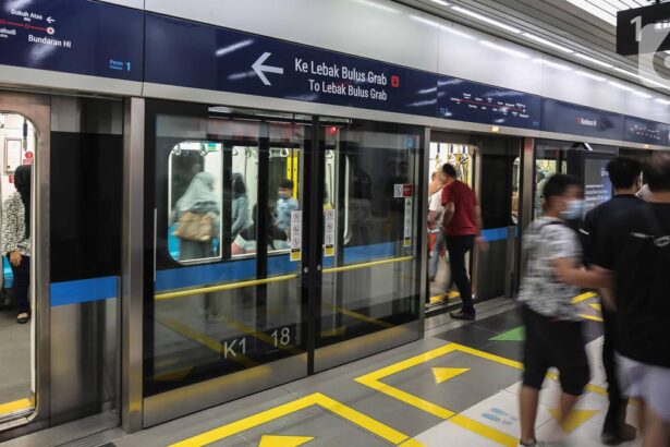 082324700 1676716975 MRT Jakarta Kini Jadi Objek Vital Nasional Faizal 6