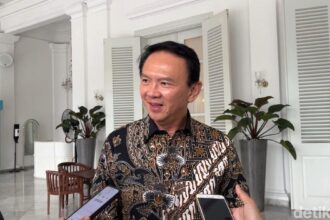 ahok usai temui pramono di balai kota brigittadetikcom 1747821181010 169