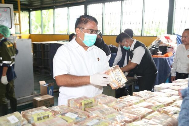bareskrim polri memusnahkan 319 kilogram sabu dari jaringan aceh 1747840833431 169