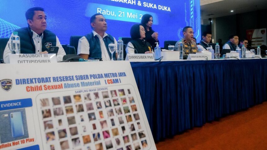 bareskrim polri ungkap grup facebook fantasi sedarah 6 pelaku ditangkap 1747818101717 169