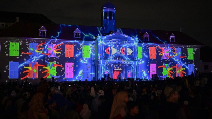 festival cahaya semarakan sambut tahun baru di kota tua jakarta 2 169