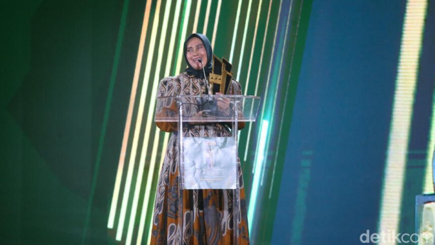 herlinda raih penghargaan jaksa penegak keadilan restoratif adhyaksa awards 2024 169