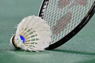 ilustrasi raket raket bulutangkis raket badminton 169