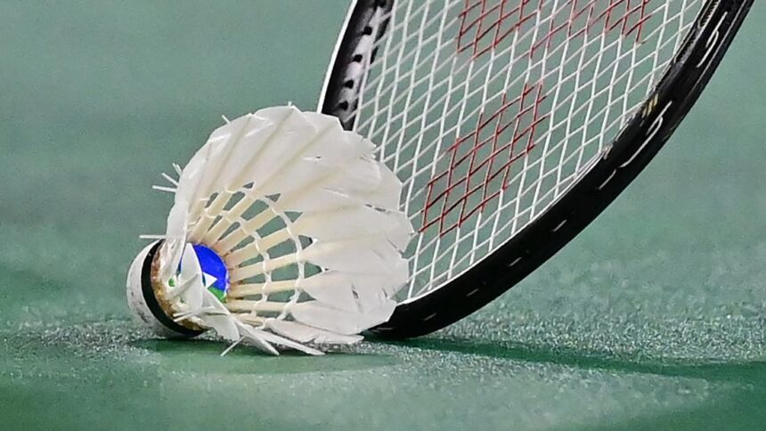 ilustrasi raket raket bulutangkis raket badminton 169