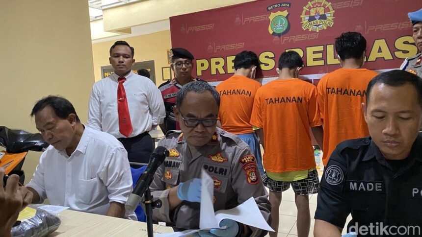jumpa pers polres metro depok kasus pencurian motor 1748261291351 169