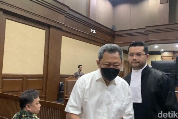 pengusaha hendry lie kemeja putih muliadetikcom 169