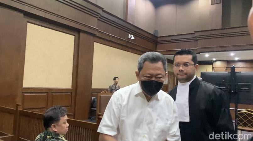 pengusaha hendry lie kemeja putih muliadetikcom 169
