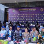 polda metro jaya menggelar konferensi pers operasi berantas jaya 2025 1748246862009 169