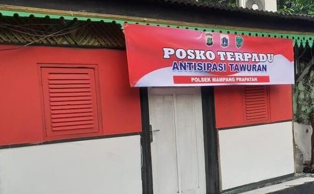 posko ormas di mampang jaksel kini dialihgungsikan jadi pos pantau anti tawuran dan dicat merah putih 1747822878824 169