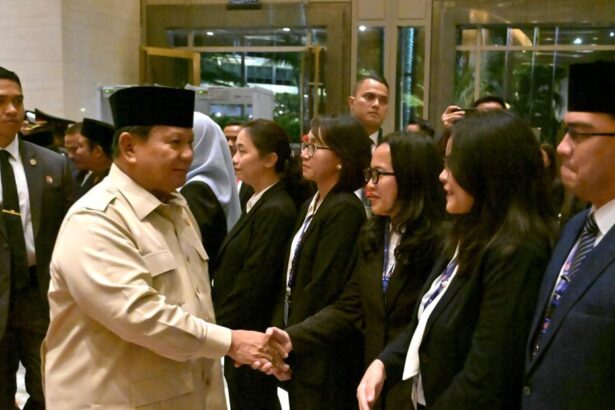 prabowo subianto disambut diaspora saat tiba di malaysia dokbiro pers sekretariat presiden 1748187536465 169