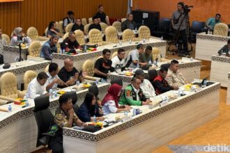 rapat komisi v dpr ri 1747813896189 169