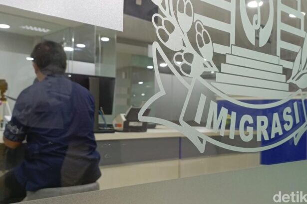 suasana di kantor imigrasi semarang rabu 2662024 1 169