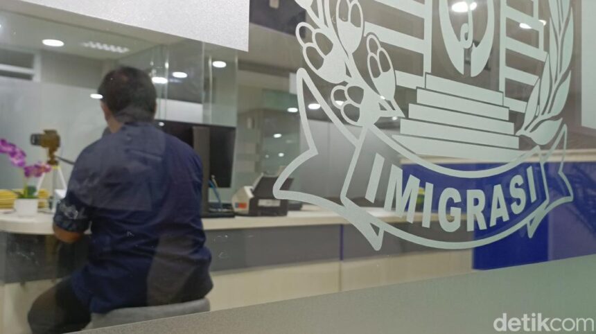 suasana di kantor imigrasi semarang rabu 2662024 1 169