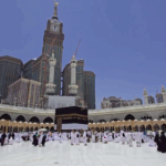 suasana masjidil haram saat matahari melintas di atas kabah 169