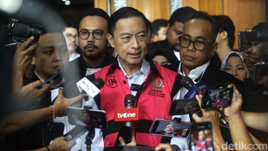 tom lembong jalani sidang lanjutan kasus impor gula 1741672579614 169