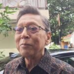 wakil presiden ri ke 11 boediono melayat ke rumah duka suami najwa shihab ibrahim sjarief 1747799293453 169